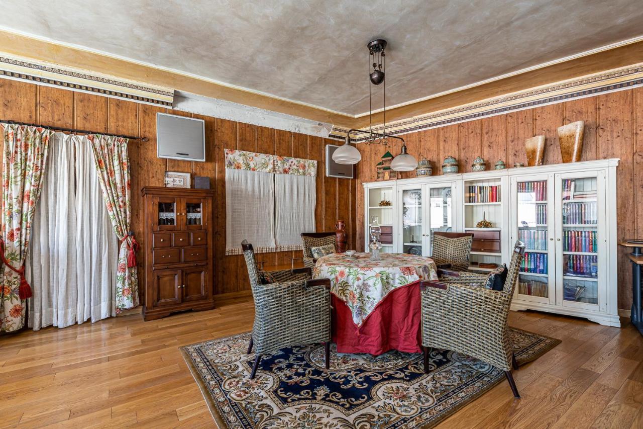 Waou Deluxe Cottage Titulcia Buitenkant foto